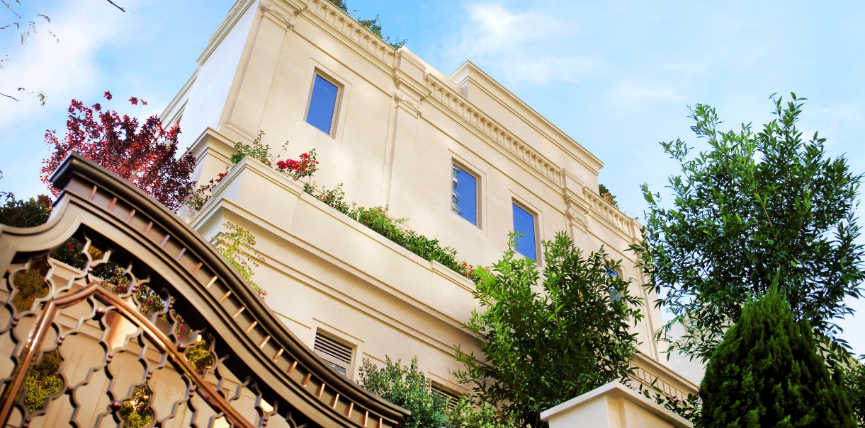 image_House_1221x605